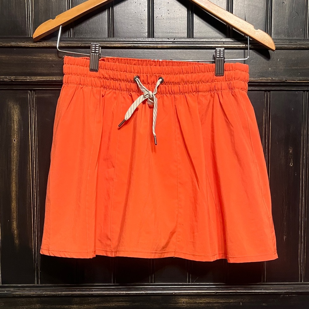 Vuori Orange Women's Skirt